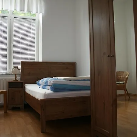 Am Bahnhof Coppenbrugge